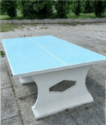 Il nuovo tavolo installato presso il
chiosco Il Chiringuito di Luca